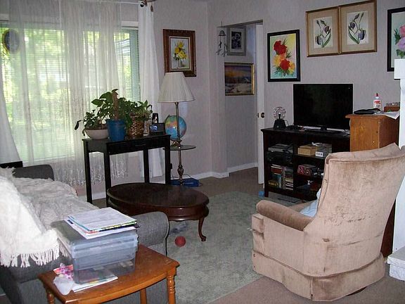 3rd image of 1120 Chelsea Ave