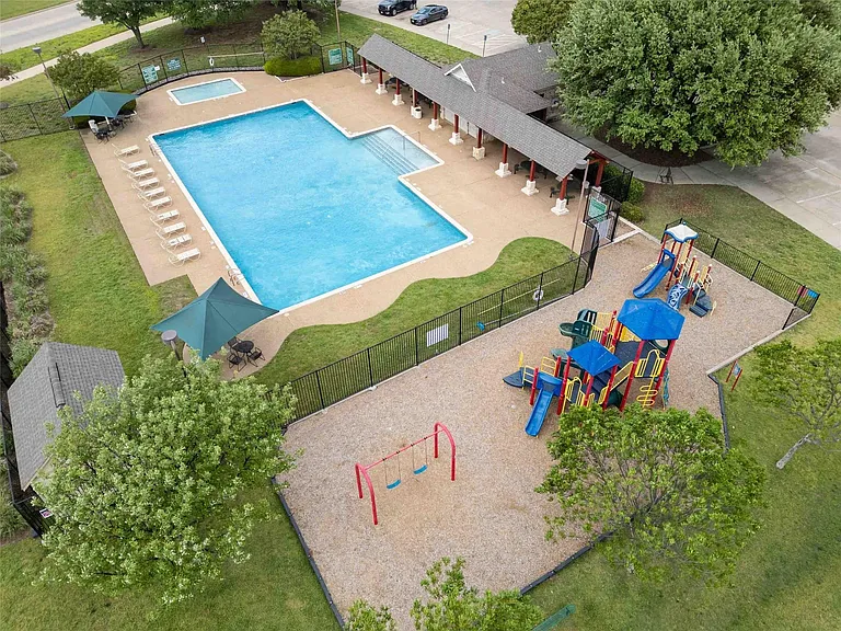 6008 Rock Ridge Dr — Photo 24