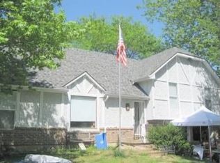 1505 SW Arapaho St, Blue Springs, MO 64015