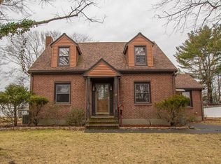 29 Crosby Rd, Brockton, MA 02302