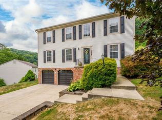103 Shelbourne Dr, Coraopolis, PA 15108