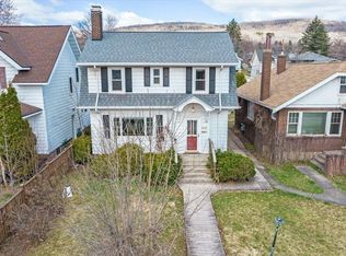 4609 W 5th St, Duluth, MN 55807