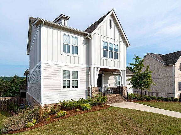 3rd image of 4763 Kendall Cir