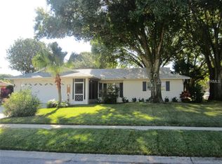 1311 Woodstock Dr, Palm Harbor, FL 34684