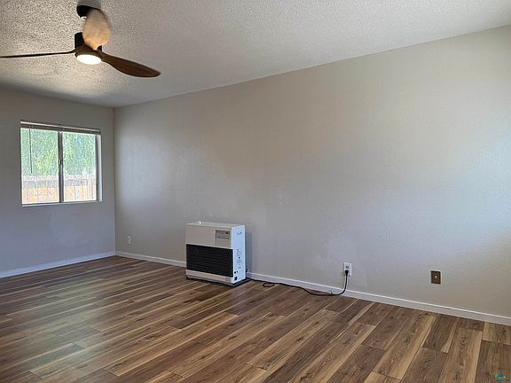 5th image of 470-760 Tule Dr