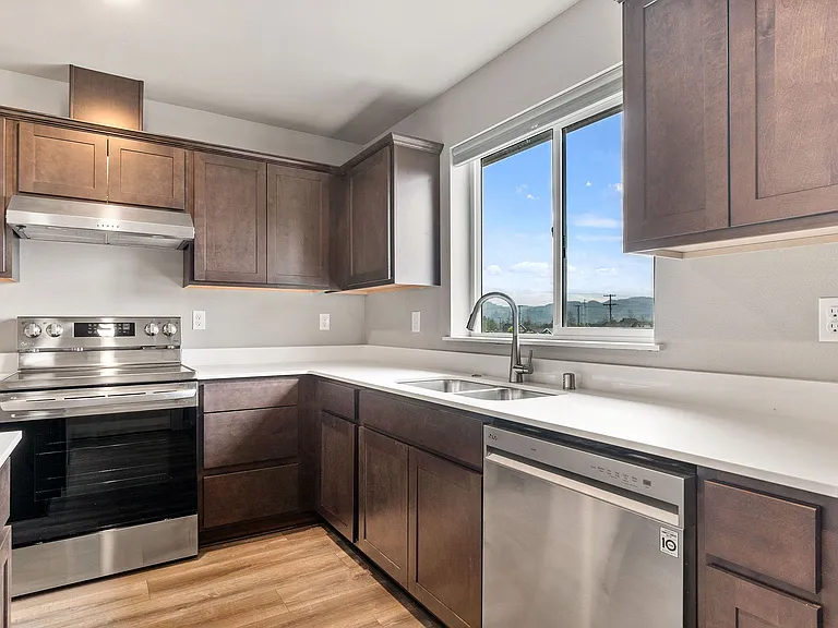 303 E Broadway Ave #2 — Photo 4