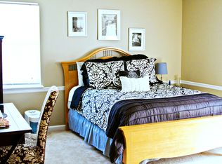 5940 Outlook St APT 301, Mission, KS 66202