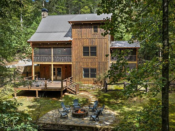 3rd image of 259 The Woods Rd