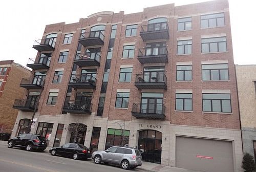 3rd image of 711 W Grand Ave