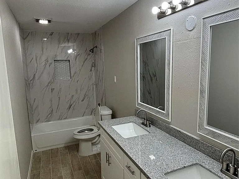 26019 Leafywood Dr — Photo 12