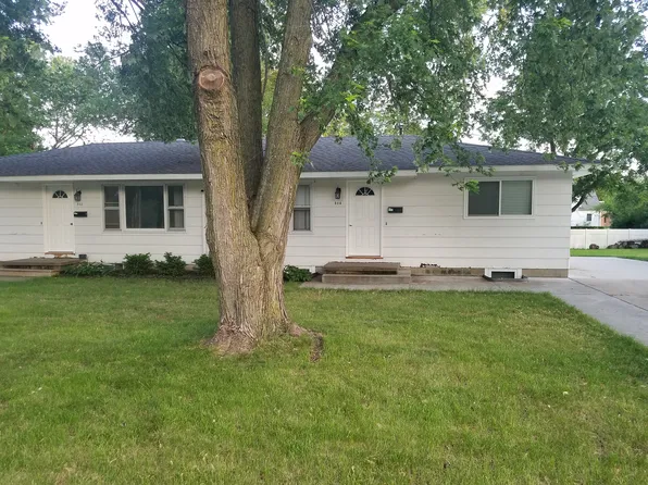 804 W 28th St, Cedar Falls, IA 50613