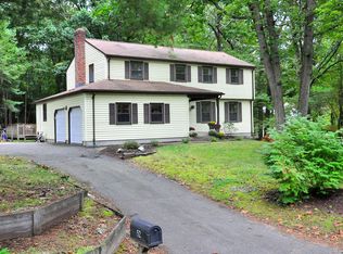 52 Stage Coach Rd, Windsor, CT 06095
