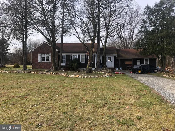 132 S Brewster Rd, Vineland, NJ 08360