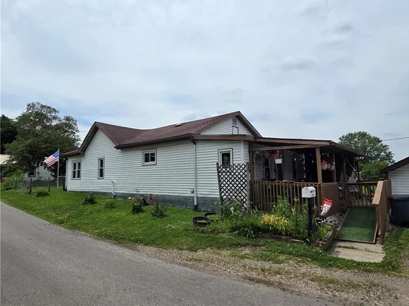 637 Highland Ave, Bellefontaine, OH 43311