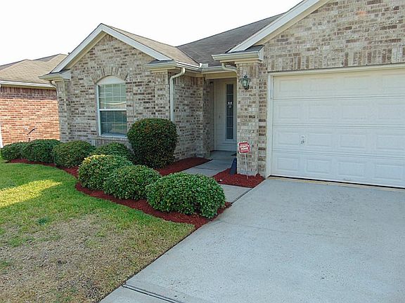 4th image of 7327 Eden Crossing Ln