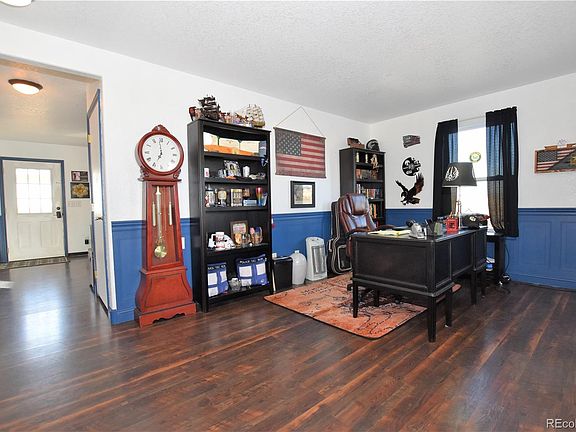 4th image of 16488 Fairbanks Dr S