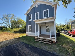 906 Nassau St #A, Charlottesville, VA 22902