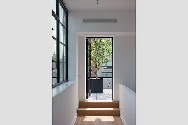 Sold by Stribling | media 32