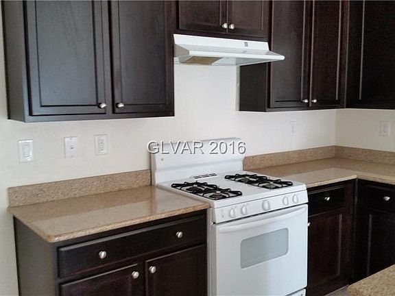 4th image of 9171 Sheffield Garden Ave #0
