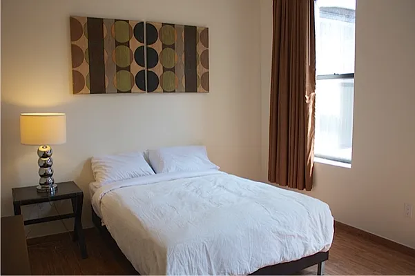 Rented by Luxury Property Group | media 8