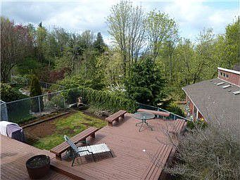 4th image of 3414 Snohomish Ave