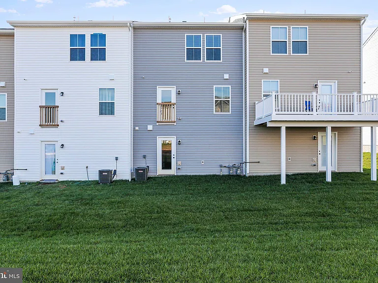 128 Rabbit Rd — Photo 32