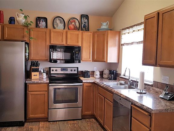 5th image of 17408 E Mansfield Ave