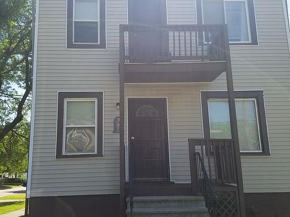 2nd image of 3811 W 22nd Pl