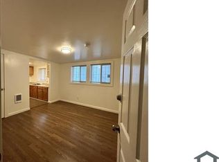 206 23rd St #9, Oakland, CA 94612