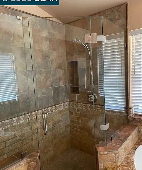 2860 Buena Vista Ave — Photo 21