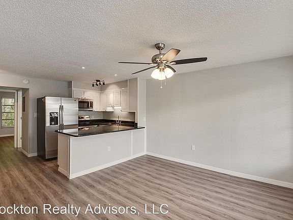 2nd image of 1872 Phillippi Shores Dr #9A