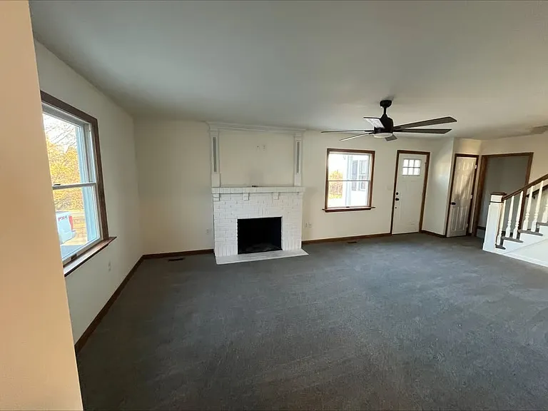 1247 Oldfield Point Rd — Photo 6