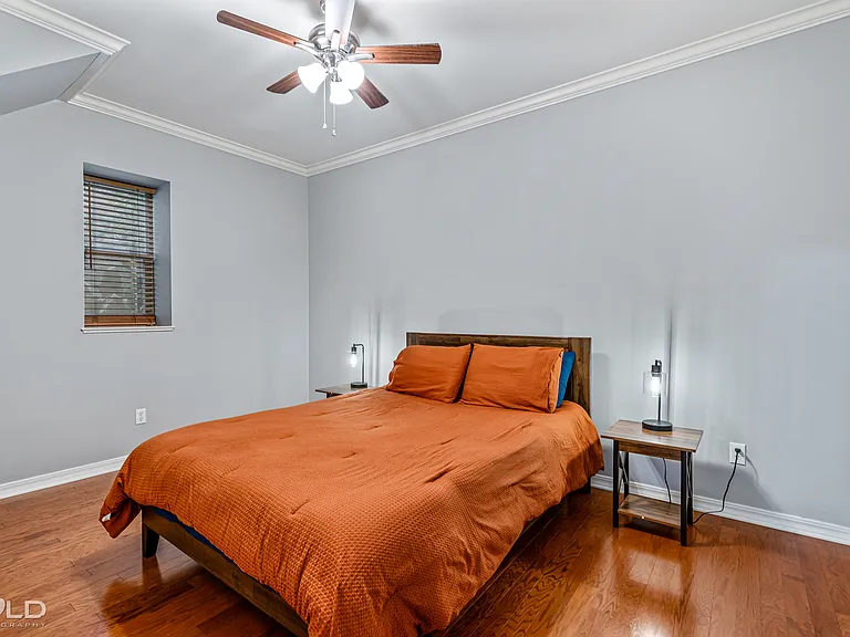 8915 Glenmora Dr — Photo 21