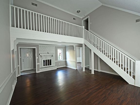 3rd image of 8479 Bergen Dr