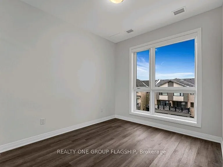 470 Gordon Krantz Ave #316 — Photo 15