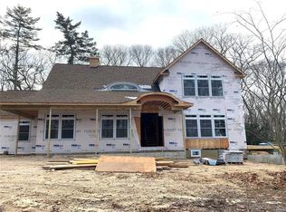 20 Midwood Rd, Stony Brook, NY 11790