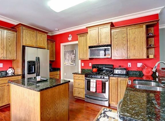 4th image of this home