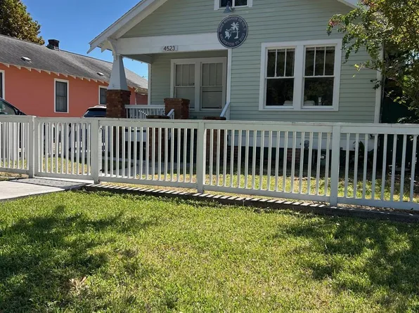 4523 Avenue Q, Galveston, TX 77551