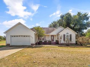 28152 Fogg Ln, Elkmont, AL 35620
