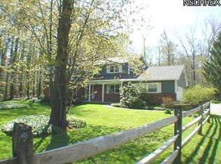 944 Bell Rd, Chagrin Falls, OH 44022