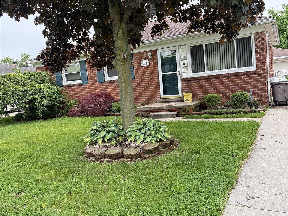1st image of 29572 Red Cedar Dr