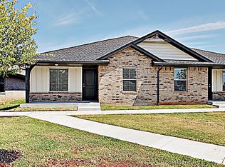 11527 Keystone Cir, Oklahoma City, OK 73114