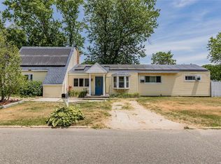 1523 Emkay St, Bay Shore, NY 11706