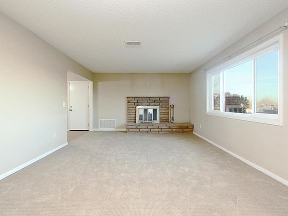 4th image of 40219 165th St E