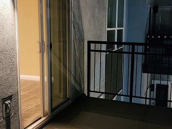 5th image of 350 S 200 E Unit 707