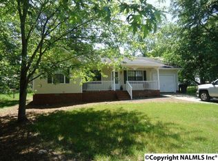 1613 Hillcrest Cir, ALBERTVILLE, AL 35951