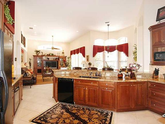 kitchen/great room