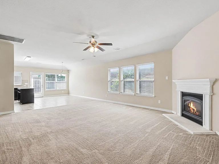1412 Villa Paloma Blvd — Photo 7