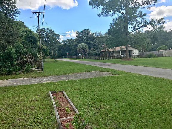 4th image of 3281 SE 20th Ave