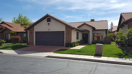 545 S Valley View Dr Photo 1